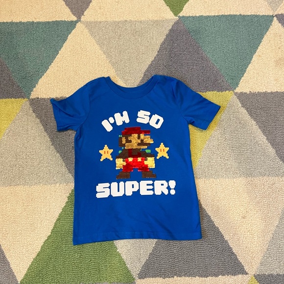 Boys size 6 Reversible Supermario Batman and Superman outfit - Picture 2 of 8